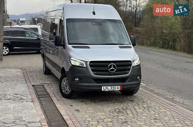 Вантажний фургон Mercedes-Benz Sprinter 2020 в 