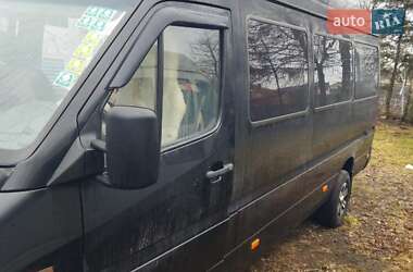 Грузопассажирский фургон Mercedes-Benz Sprinter 2005 в Кременце