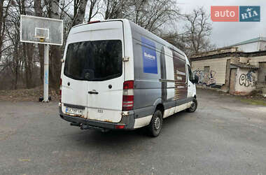 Грузовой фургон Mercedes-Benz Sprinter 2006 в 