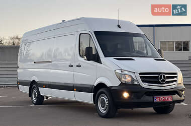 Грузовой фургон Mercedes-Benz Sprinter 2017 в 