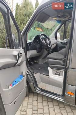 Грузовой фургон Mercedes-Benz Sprinter 2015 в 
