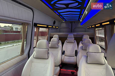 Микроавтобус Mercedes-Benz Sprinter 2017 в 