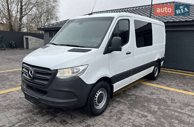 Грузопассажирский фургон Mercedes-Benz Sprinter 2021 в 