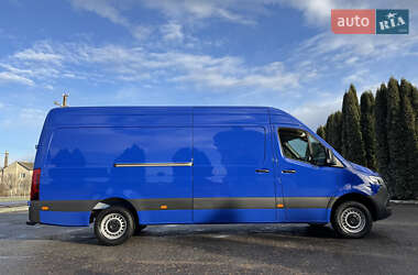 Грузовой фургон Mercedes-Benz Sprinter 2021 в 