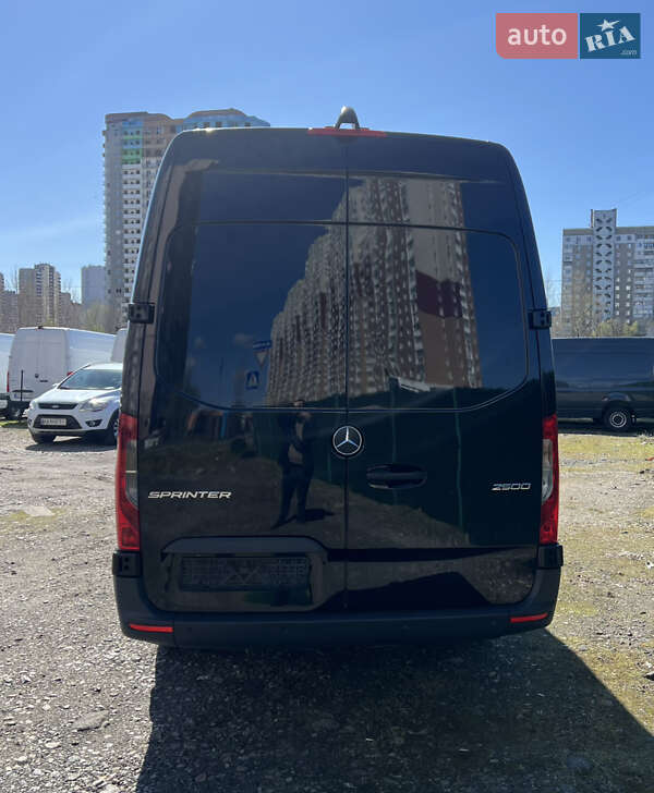 Грузовой фургон Mercedes-Benz Sprinter 2021 в Киеве