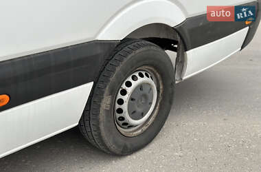 Грузовой фургон Mercedes-Benz Sprinter 2014 в 