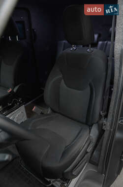 Другие грузовики Mercedes-Benz Sprinter 2012 в 