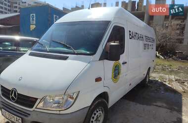 Вантажний фургон Mercedes-Benz Sprinter 2005 в 