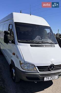 Грузовой фургон Mercedes-Benz Sprinter 2004 в 