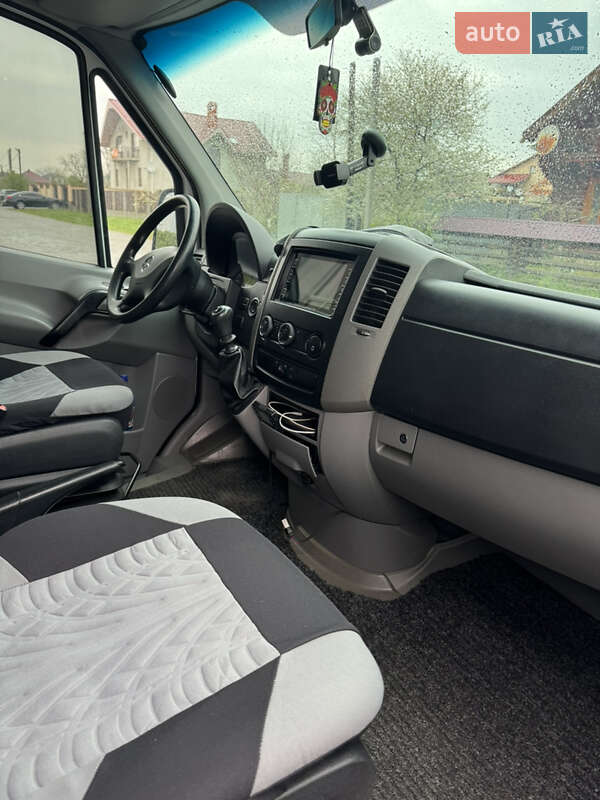 Микроавтобус Mercedes-Benz Sprinter 2015 в Ужгороде