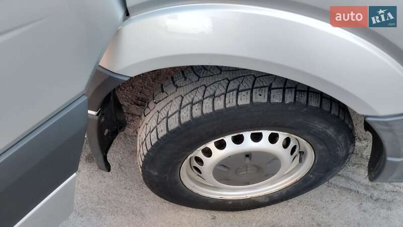 Вантажопасажирський фургон Mercedes-Benz Sprinter 2007 в Сумах
