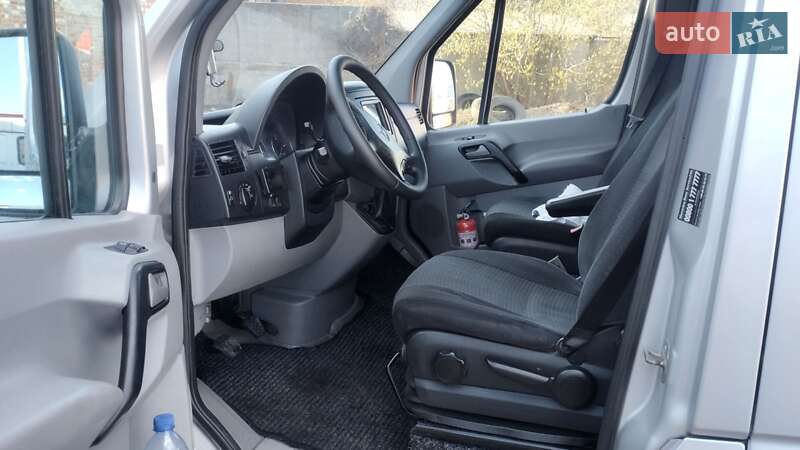 Вантажопасажирський фургон Mercedes-Benz Sprinter 2007 в Сумах