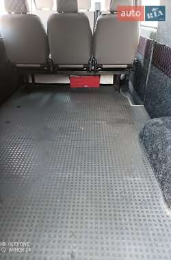 Вантажопасажирський фургон Mercedes-Benz Sprinter 2005 в 