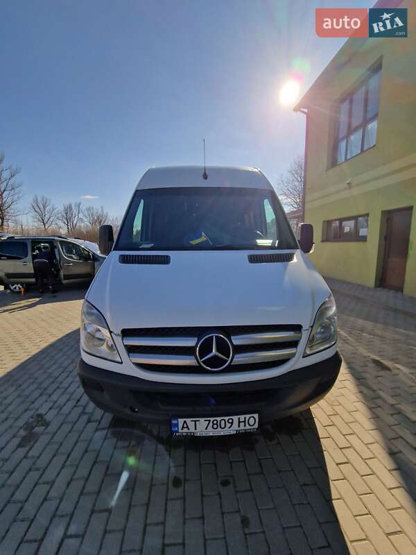 Микроавтобус Mercedes-Benz Sprinter 2006 в Ивано-Франковске