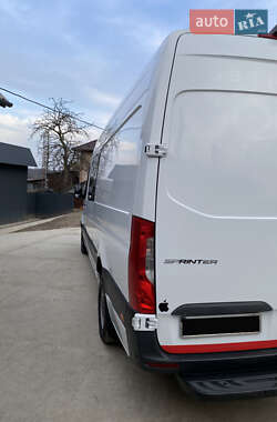 Грузопассажирский фургон Mercedes-Benz Sprinter 2019 в 
