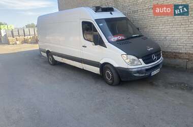 Грузовой фургон Mercedes-Benz Sprinter 2012 в 
