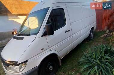 Вантажний фургон Mercedes-Benz Sprinter 2004 в 