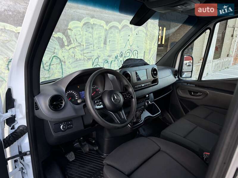 Вантажний фургон Mercedes-Benz Sprinter 2018 в Тернополі