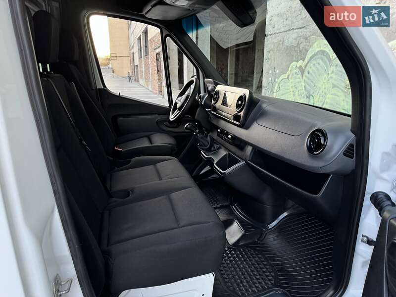 Вантажний фургон Mercedes-Benz Sprinter 2018 в Тернополі