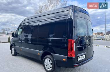 Грузовой фургон Mercedes-Benz Sprinter 2020 в 