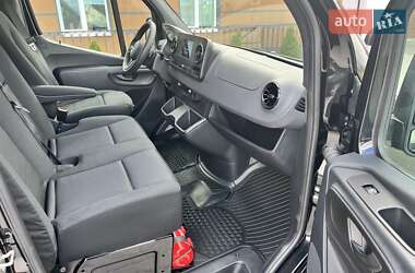 Грузовой фургон Mercedes-Benz Sprinter 2020 в 
