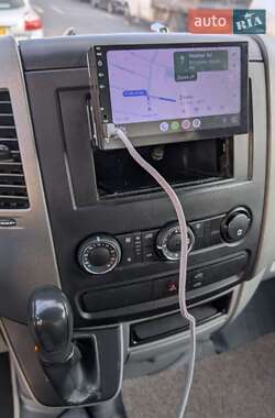 Грузовой фургон Mercedes-Benz Sprinter 2011 в 