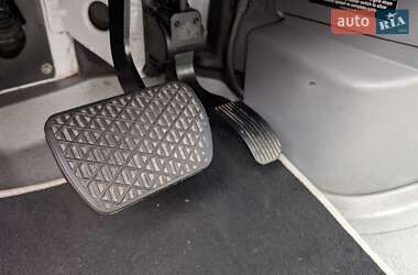 Грузовой фургон Mercedes-Benz Sprinter 2011 в 