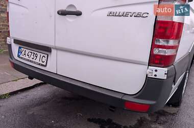 Грузовой фургон Mercedes-Benz Sprinter 2011 в 