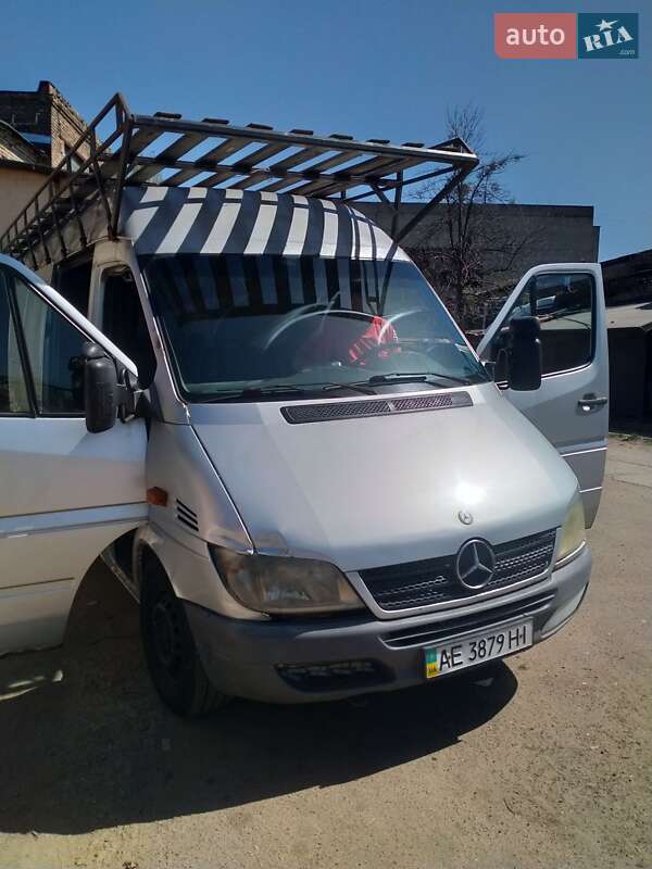 Mercedes-Benz Sprinter 2005