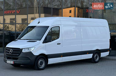 Грузовой фургон Mercedes-Benz Sprinter 2021 в 