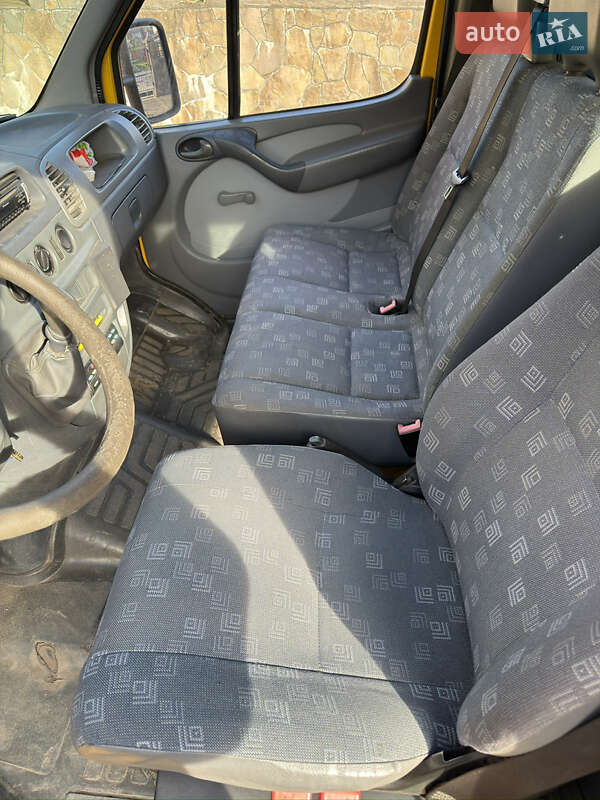 Вантажопасажирський фургон Mercedes-Benz Sprinter 2005 в Тернополі