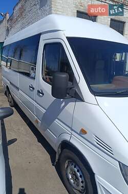 Мікроавтобус Mercedes-Benz Sprinter 2000 в 