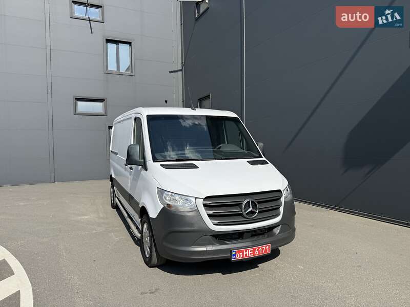 Грузовой фургон Mercedes-Benz Sprinter 2020 в 