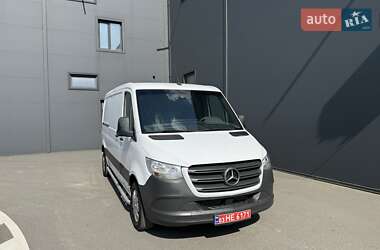 Грузовой фургон Mercedes-Benz Sprinter 2020 в 