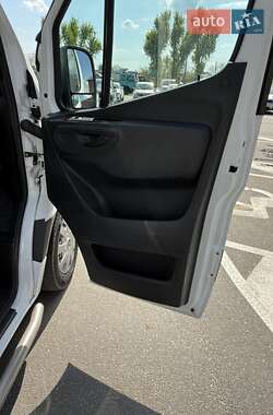Грузовой фургон Mercedes-Benz Sprinter 2020 в 