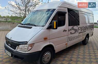 Грузовой фургон Mercedes-Benz Sprinter 2005 в 