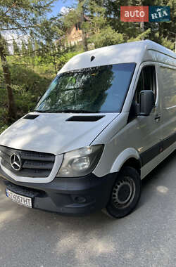 Грузовой фургон Mercedes-Benz Sprinter 2016 в 