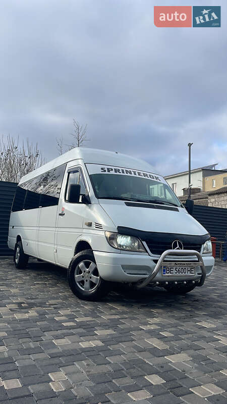 Mercedes-Benz Sprinter 2004