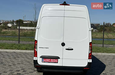 Вантажний фургон Mercedes-Benz Sprinter 2021 в 