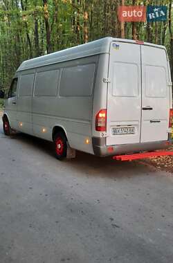 Грузовой фургон Mercedes-Benz Sprinter 2004 в 