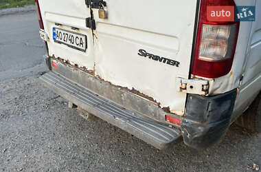 Вантажний фургон Mercedes-Benz Sprinter 2003 в 