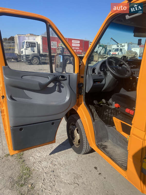 Эвакуатор Mercedes-Benz Sprinter 2004 в Одессе фото 4 Эвакуатор Mercedes-Benz Sprinter 2004 в Одессе