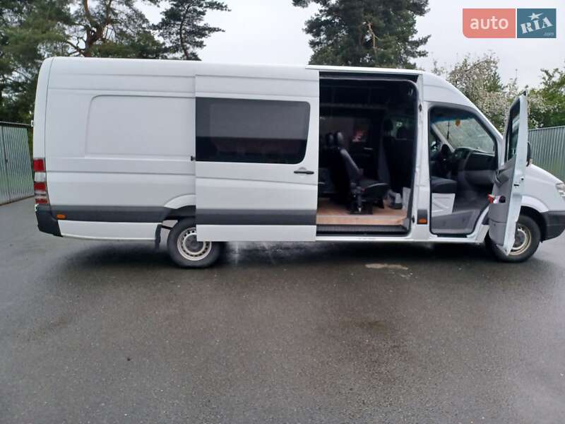 Микроавтобус Mercedes-Benz Sprinter 2012 в Рахове
