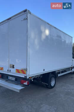 Грузовой фургон Mercedes-Benz Sprinter 2015 в 