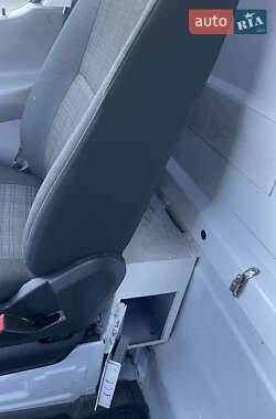 Грузовой фургон Mercedes-Benz Sprinter 2015 в 