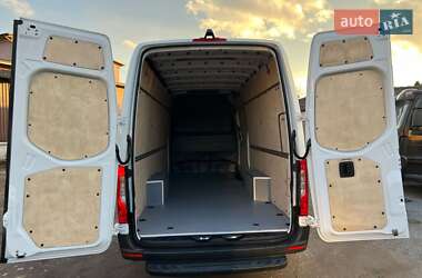 Вантажний фургон Mercedes-Benz Sprinter 2020 в 