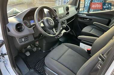 Вантажний фургон Mercedes-Benz Sprinter 2020 в 