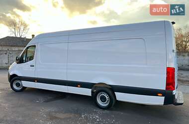 Вантажний фургон Mercedes-Benz Sprinter 2020 в 