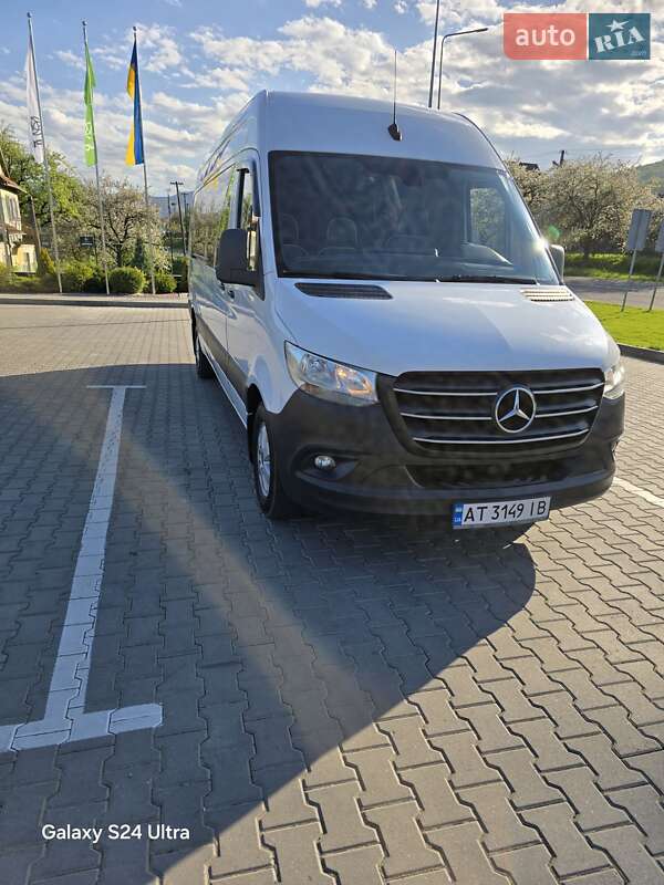 Вантажопасажирський фургон Mercedes-Benz Sprinter 2018 в Делятині