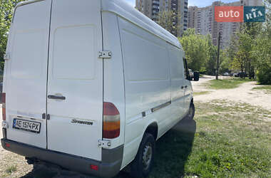 Вантажний фургон Mercedes-Benz Sprinter 2000 в 